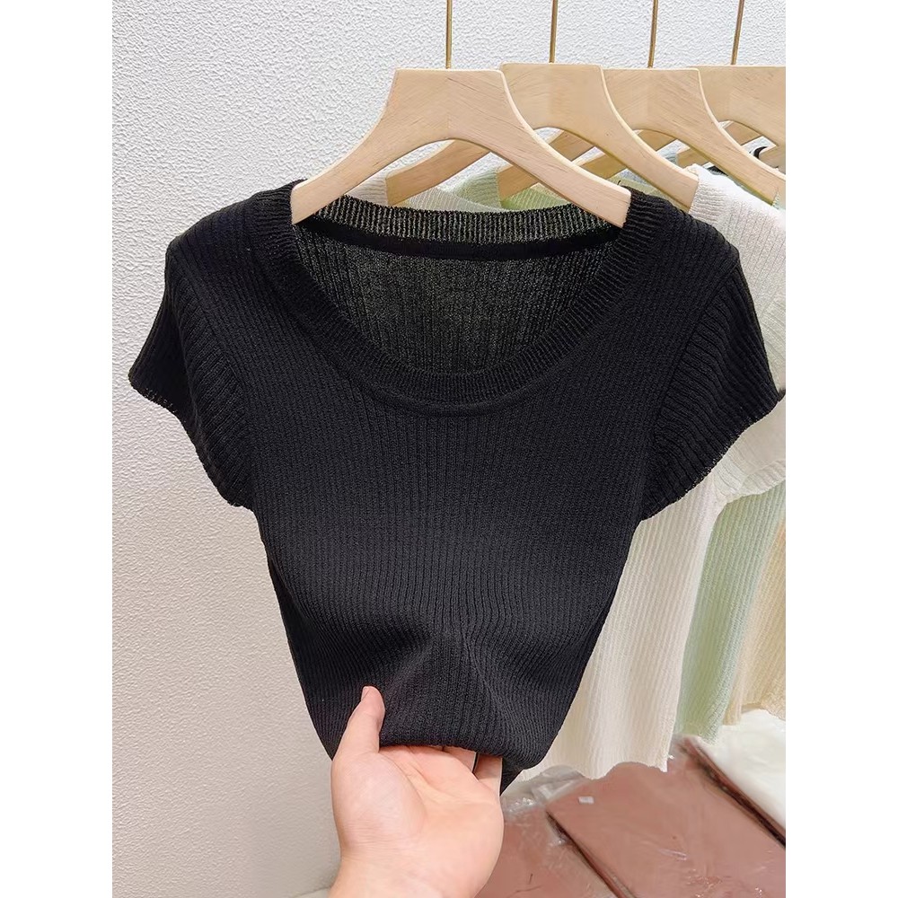 ท็อปแขนสั้นถักไหมน้ำแข็งคอ U สำหรับผู้หญิง ฤดูร้อน สวิตเตอร์ทรงเข้ารูป ชั้นฐาน ท็อปสั้น Guan Ji Huan