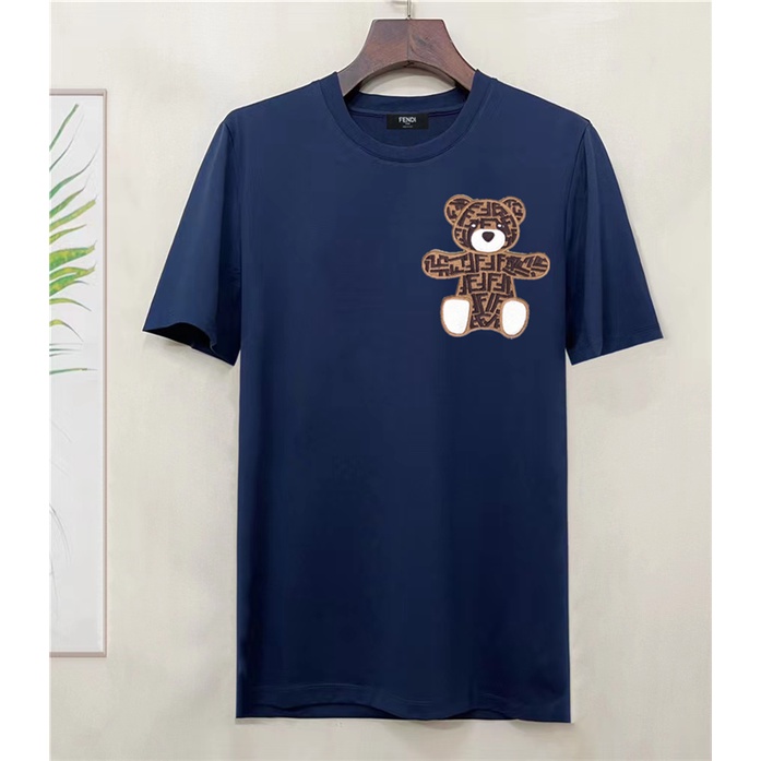 Fend1 ใหม่ เสื้อคอกลม แขนสั้น ผ้าฝ้าย ปักลายหมี สําหรับผู้ชาย S-4XL