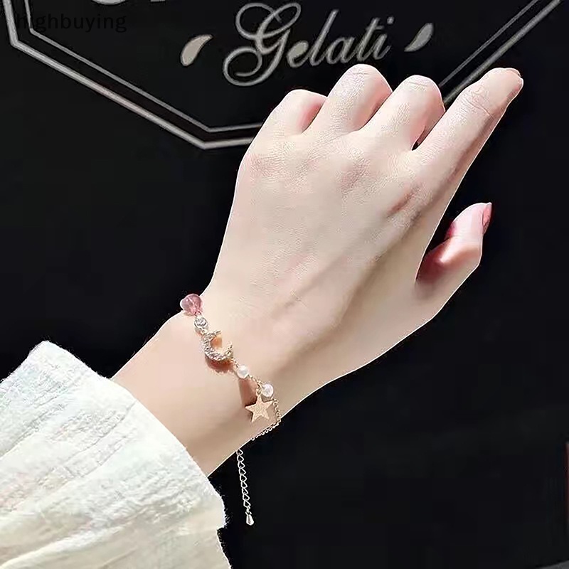 [highbuying] น่ารัก ดวงจันทร์ ดาว จี้ สร้อยข้อมือ สไตล์เกาหลี มุก ลูกปัด โซ่ข้อมือ สําหรับผู้หญิง แฟชั่น เครื่องประดับมือ เครื่องประดับ อุปกรณ์ใหม่ พร้อมส่ง