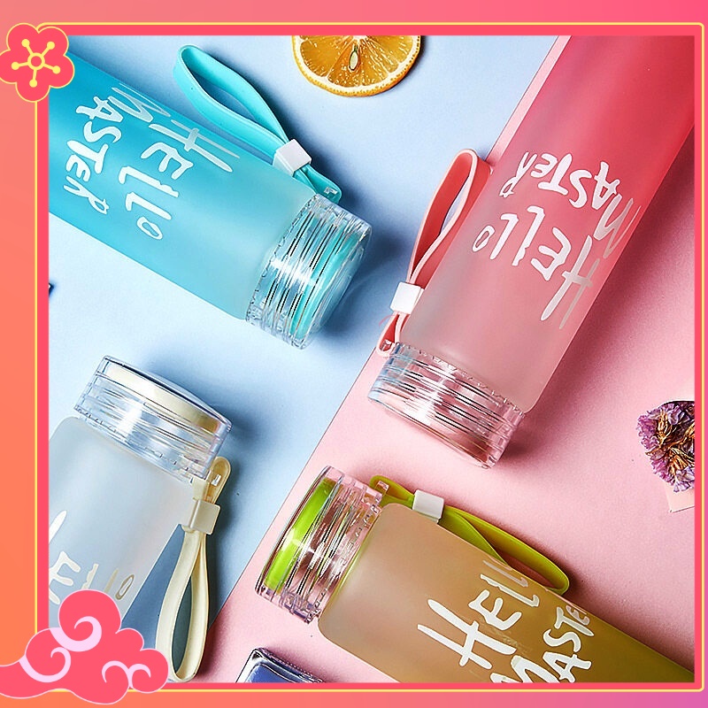 "Hello master"  ขวดน้ำ แก้วน้ำ กระจกนิรภัย  มีหลายสีให้เลือก มีสายรัด  ขนาด 400 มล.ค่ะ