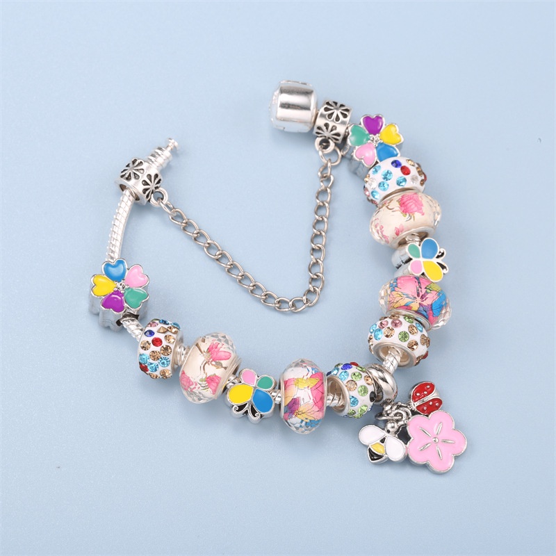 พร้อมส่ง เครื่องประดับ สร้อยข้อมือ ลูกปัด ลายดอกไม้ ผีเสื้อ รูขนาดใหญ่ หลากสี DIY