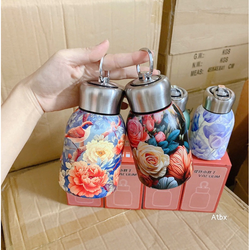 กระติกน้ําร้อนสแตนเลส 316 MINI 300ML WITH VINTAGE FLOWER PATTERN HANDLE AT AQ