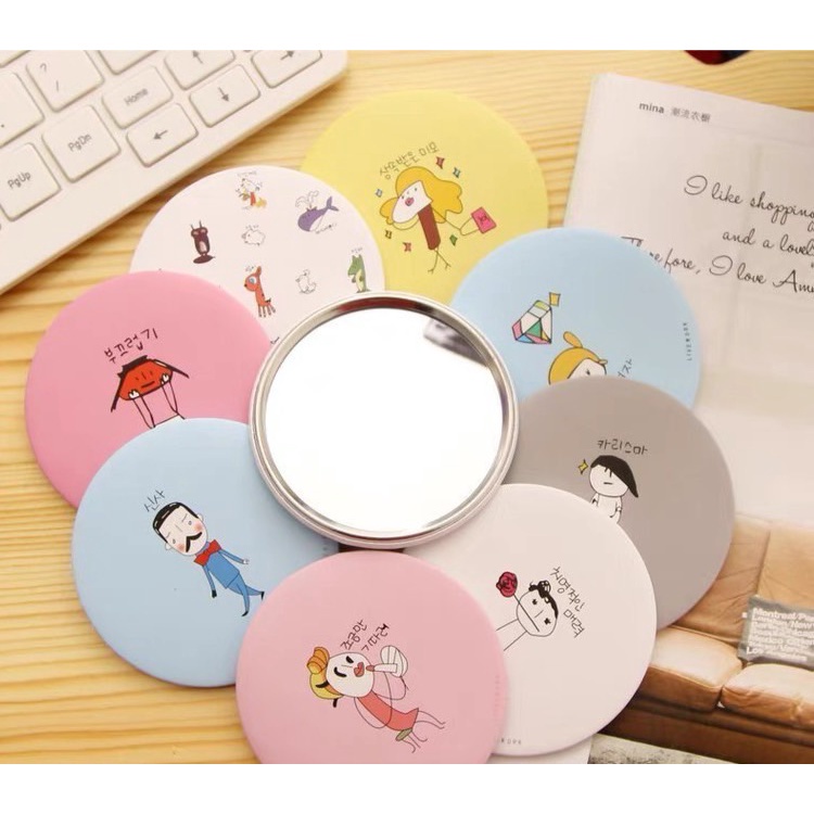 Cynthai ✨🍒 ✨🍒กระจกขนาดเล็ก คละลาย กระจกพกพา กระจกแต่งหน้าขนาดเล็ก คละลาย/1ชิ้น#Y30