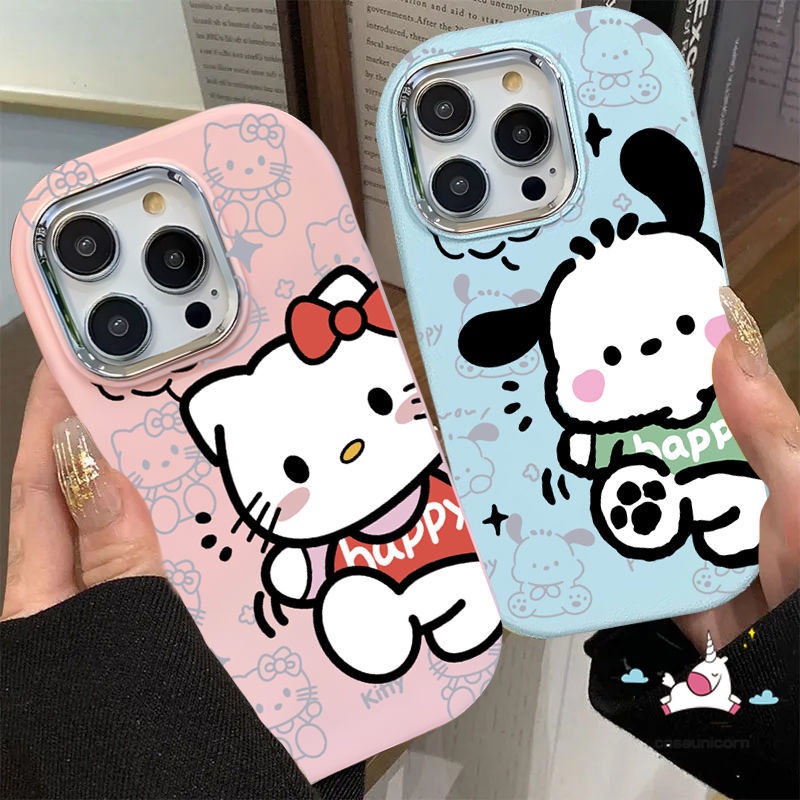 ใหม่ เคสโทรศัพท์มือถือแบบนิ่ม กันกระแทก ลายการ์ตูนเฮลโลคิตตี้ โปชาคโคน่ารัก พร้อมกรอบโลหะ สําหรับ iPhone 15 11 12 14 13 Pro Max 7Plus 7 8 Plus X XR XS Max