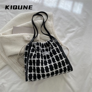 KIQUNE  กระเป๋าผู้หญิงสะพายข้าง กระเป๋าสะพาย ข้าง 2023 NEW   ทันสมัย Trendy Unique พิเศษ L91TUXD 37Z230910