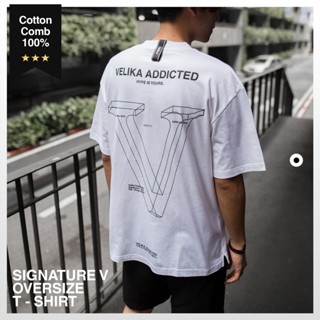 เสื้อยืดแขนสั้นคอกลม*สินค้าหมด* เสื้อ Oversize - "Signature V" V.2 (สี Ghost White) | VelikaCotton 100%  [S-5XL]