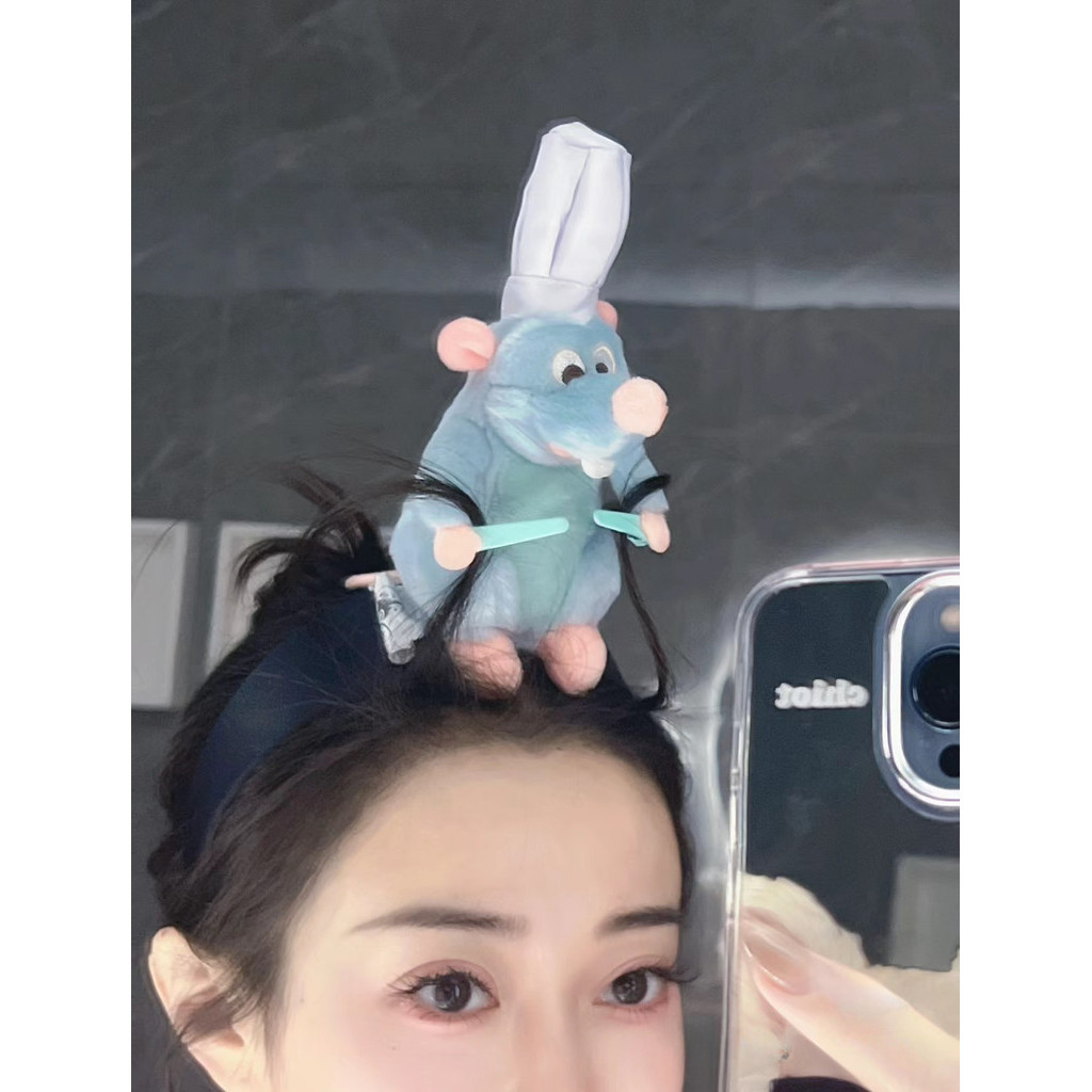 Ratatouille ที่คาดผมตุ๊กตา ผ้ากํามะหยี่ขนนิ่ม สไตล์ฝรั่งเศส ปีกกว้าง ตลก และน่ารัก ของขวัญวันเกิด สําหรับเด็กผู้หญิง tiktok