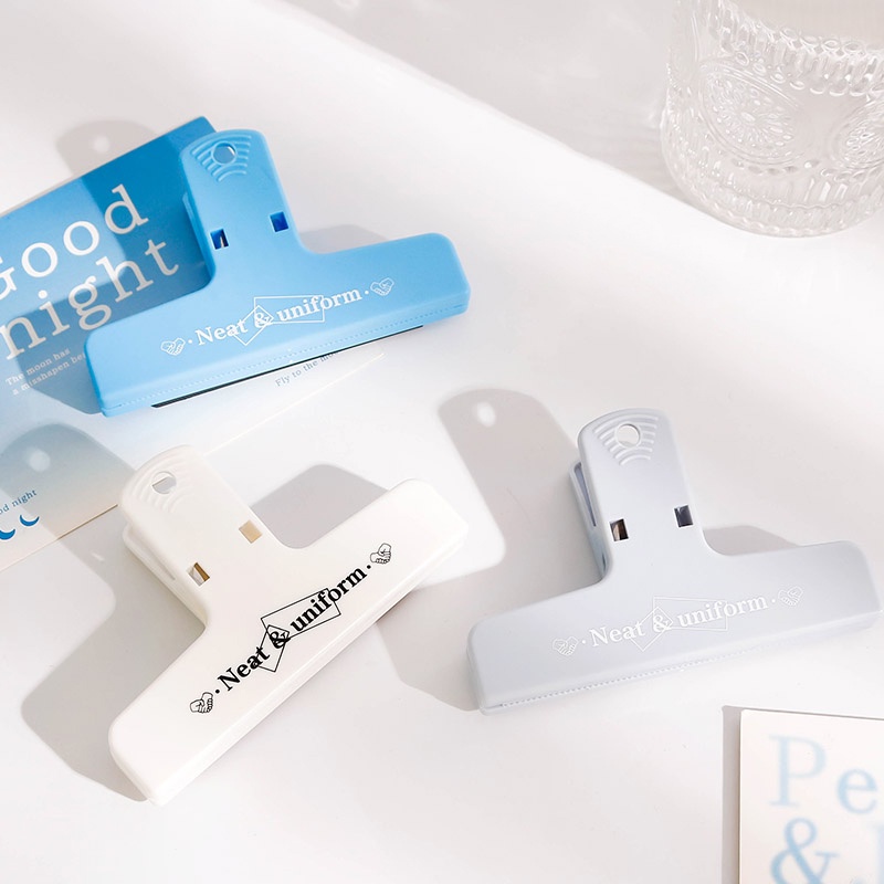 คลิปแม่เหล็ก แบบดูดติดกระเป๋า เรียบง่าย สีพื้น สําหรับตกแต่งโฟลเดอร์ สํานักงาน นักเรียน