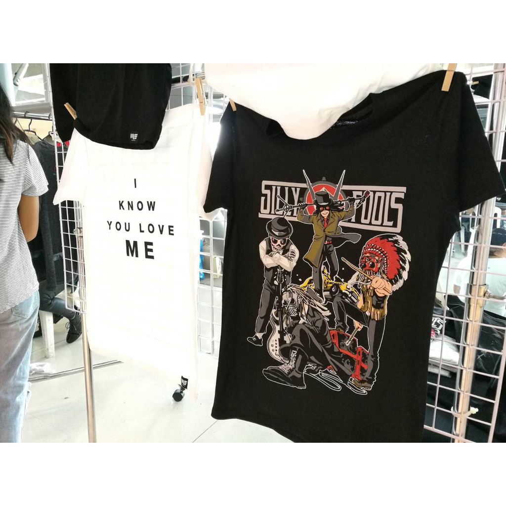 ขายร้อน1  เสื้อยืด SILLY FOOLS 🎁ใหม่ล่าสุดปี 2023 - สีดำ เสื้อยืดคอตตอน