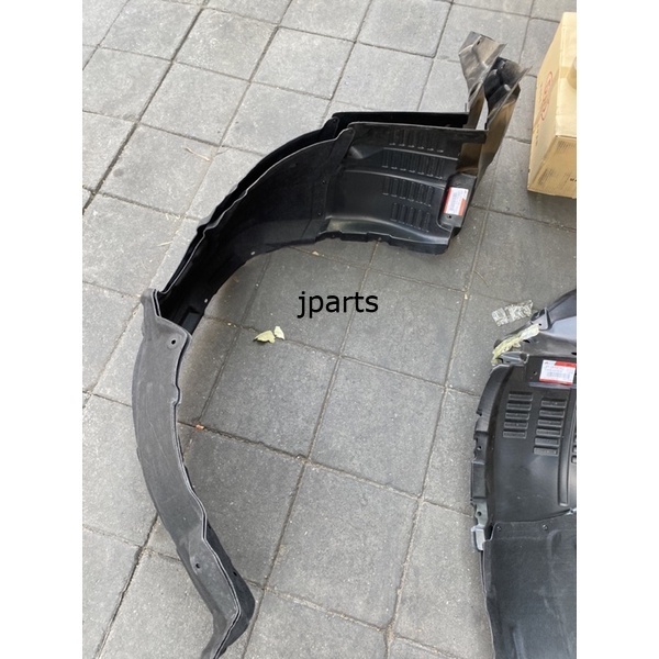 พลาสติกซุ้มล้อNissan march almera navara tiida teana sylphy ปี2003-2018 อะไหล่แท้