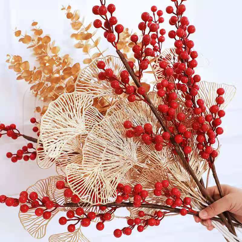 ช่อดอกเบอรี่ประดิษฐ์ สีแดง สําหรับตกแต่งบ้าน เทศกาลตรุษจีน แจกัน DIY ของขวัญ เครื่องประดับโต๊ะ ปาร์ตี้ ทอง ยูคาลิปตัส ใบแปะก๊วย คริสต์มาส