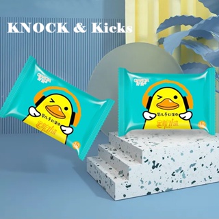  Knock &amp; Kicks  1 บาท ส่ง ฟรี ทิชชู่เปียก แบบ พก พา กระดาษทิชชู่ (1 บาท 1 ชิ้น)ง  สวย Comfortable คุณภาพสูง พิเศษ R97Z00N 37Z230910