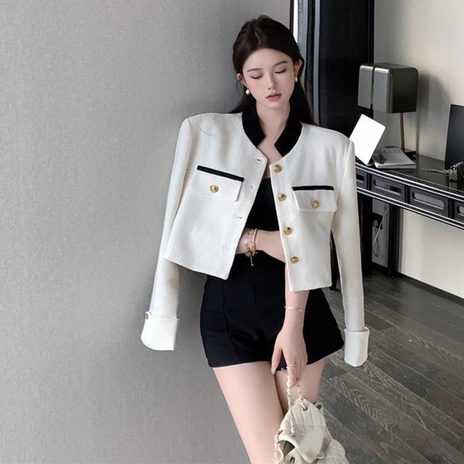 พร้อมส่ง  เสื้อคลุมแขนยาว ผ้าไหมพรม คอจีน กระเป๋าแต่ง  งานกระดุมทอง แฟชั่นสไตล์ลุกคุณหนู