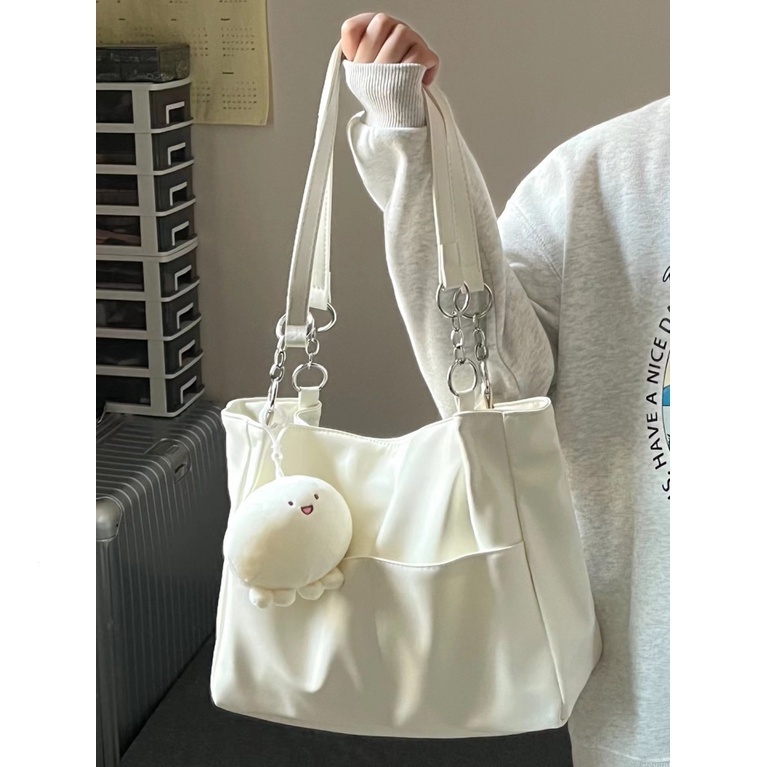 กระเป๋าสะพายไหล่ ทรงโท้ท ขนาดใหญ่ จุของได้เยอะ ขนาด 34 X 25 X 13 ซม. สําหรับผู้หญิง