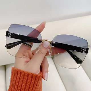 ผู้หญิงแว่นตากันแดดไม่มีขอบ UV400 เลนส์ไล่ระดับสี Retro แฟชั่น Beach Shades