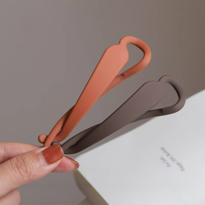 กิ๊บติดผมหางม้า แบบบิด หรูหรา เครื่องประดับ สําหรับผู้หญิง 1 ชิ้น - รูปที่ 4