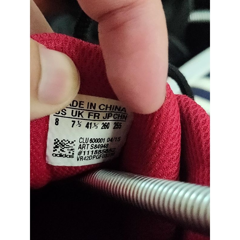 Adidas ไซส์ 7.5UK 26CM