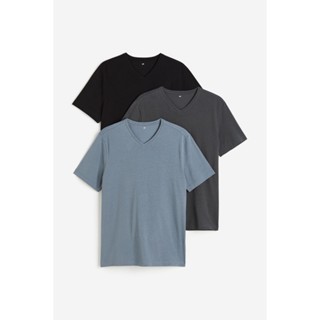 H&amp;M เสื้อยืดคอวีทรงสลิมแพ็ค 3 ตัว Man 3-pack Slim Fit V-neck T-shirts 0542533_3