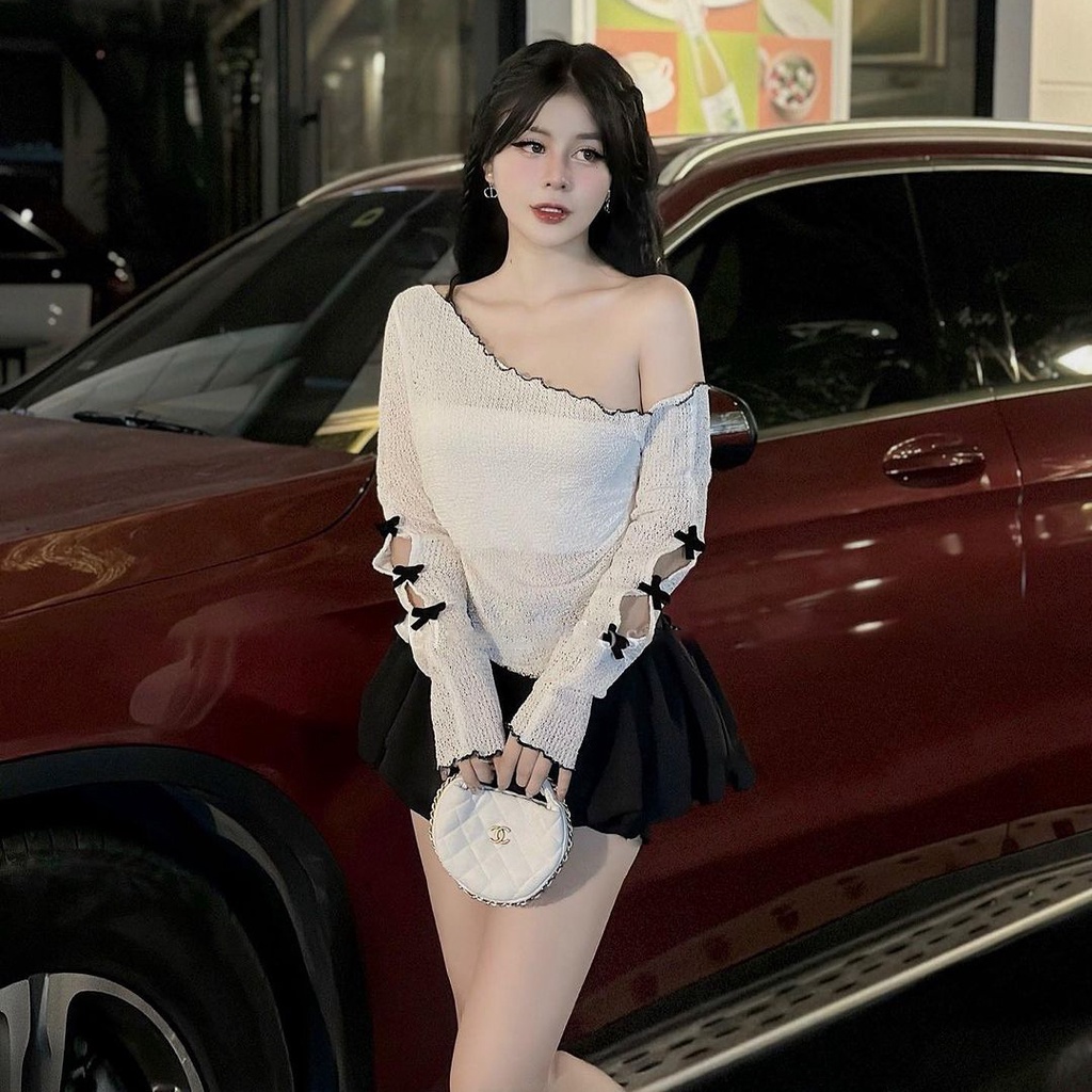 PINKSTORE เสื้อผูกโบว์เปิดไหล่แขนยาวมีซับในหน้าอก A5903
