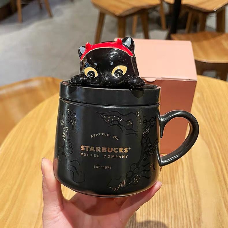 ♞,♘,♙วันวาเลนไทน์จีน Starbucks 2023 ฮาโลวีนน่ารัก Devil Horned Big Eyed Cat ชุดถ้วยกาแฟฝาปิดแก้วเซร