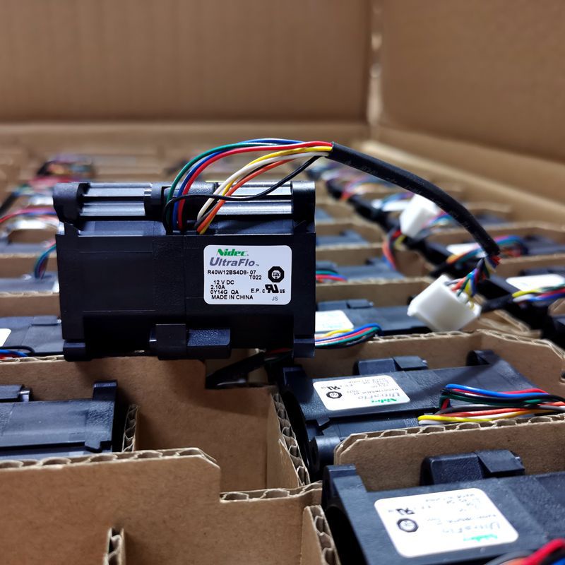Medium NIDEC 4056 12V 2.1A ความเร็วสูงรุนแรงมอเตอร์คู่พัดลมระบายความร้อน R40W12BS4D8-07T022 2YBA