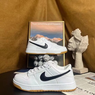Sb Dunk Low Pro Summit White Wolf Grey TRD รองเท้าสเก็ตบอร์ด
