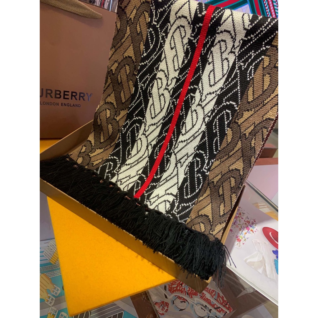 สไตล์ใหม่ ผ้าพันคอ ผ้าขนสัตว์ แคชเมียร์ แฮนด์เมด ลายตัวอักษร burberry ประดับโบว์ ขนาด 155x30 ซม. สําหรับผู้ชาย ผู้หญิง