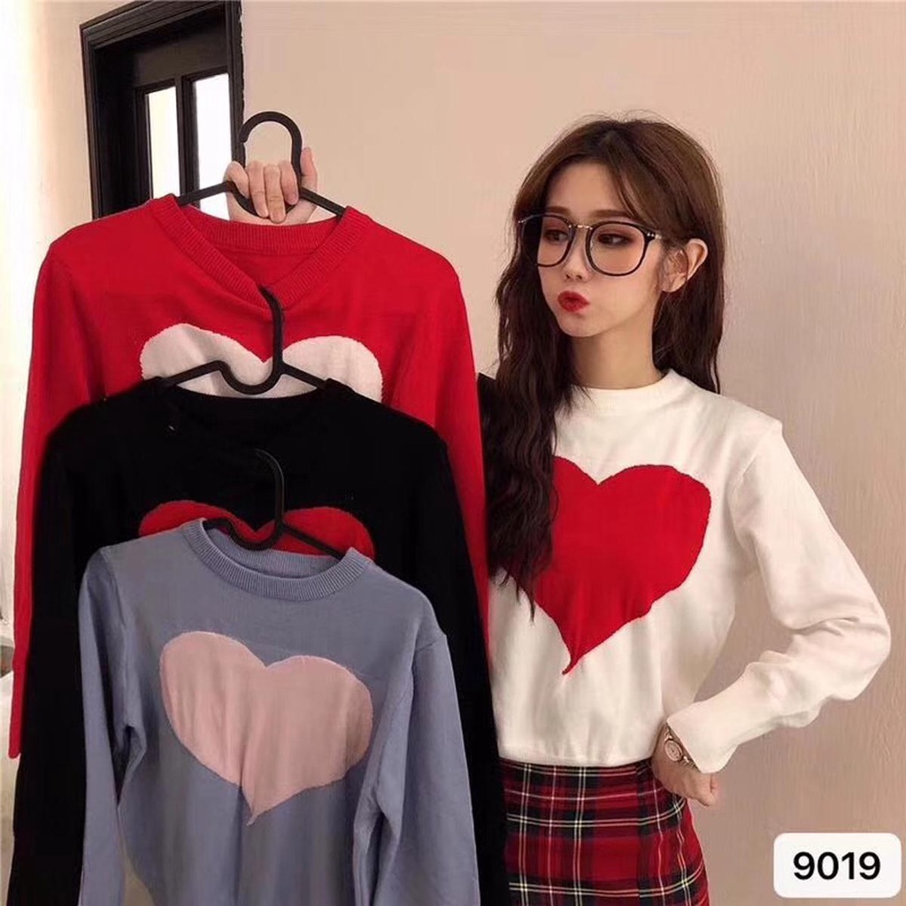 KOKO 9019 เสื้อไหมพรมแขนยาวสีแดง คอกลมถักลายหัวใจรูปใหญ่น่ารักมากๆ ผ้านุ่มไส่สบายสไตล์ญี่ปุ่น