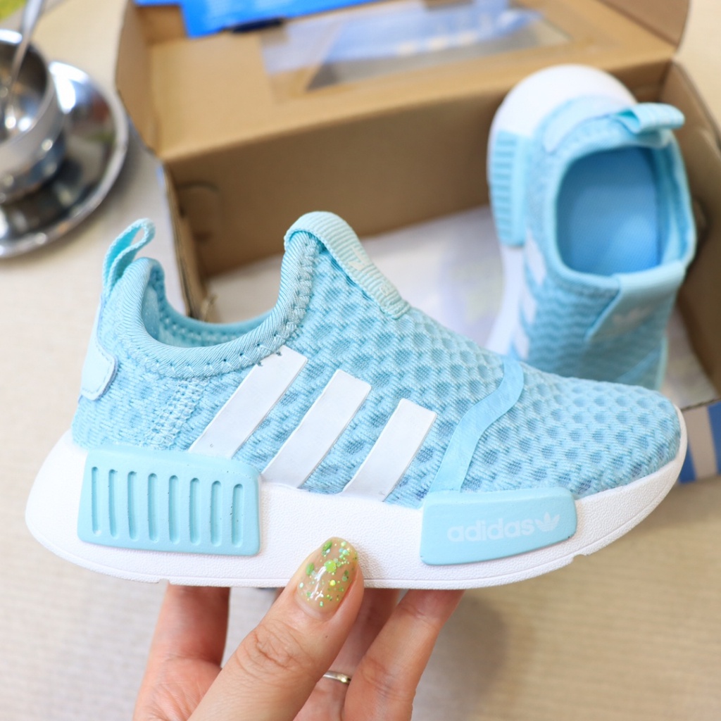 Adidas Nmd 360 รองเท้าผ้าใบ สลิปออน ระบายอากาศ สีฟ้า สําหรับเด็กผู้ชาย เด็กผู้หญิง