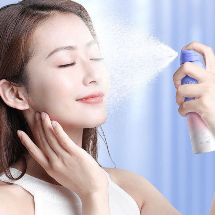 shiny girl🌞สเปรย์กันแดด กันน้ำ กันเหงื่อ ปกป้องผิวจากแสงแดด Sun Body Spray SPF50 PA+++ (150 ml.) kk sale9- L1823