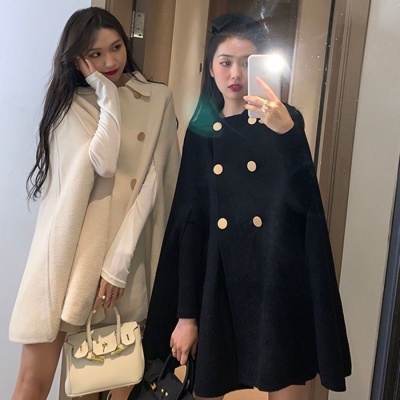 Zebina ความปรารถนาที่บริสุทธิ์สไตล์สาวร้อนครึ่งสูงคอปกแขนสั้นเสื้อยืดผู้หญิงฤดูร้อนปี 2024 การออกแบบความรู้สึกในการเพาะปลูกตนเองและเสื้อสั้นบาง