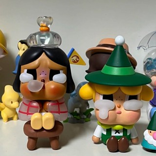 [original] ตุ๊กตาของเล่น Pop mart crybaby lonely Christmas series สุ่มสี