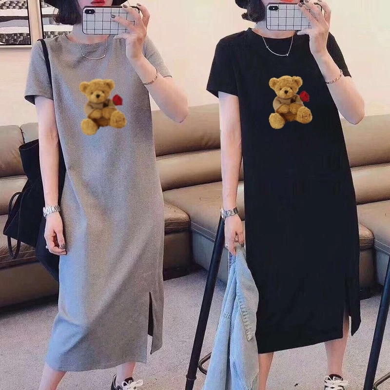 SALABO(พร้อมส่ง)ชุดเดรสลายหมี ผ่าข้างเซ็กซี่นิดๆ ผ้านิ่มใส่สบาย พร้อมส่ง #E09