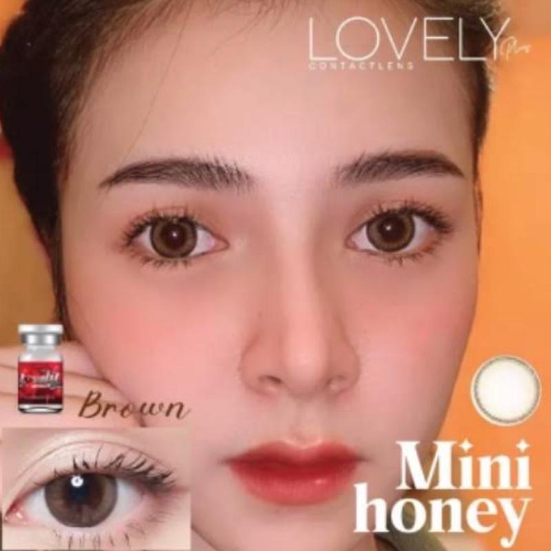 Mini honey brown คอนแทคเลนส์มินิ lovely lens รุ่นเท่าตา
