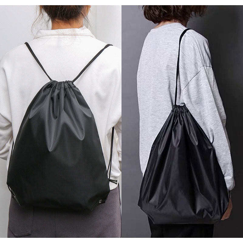ถุุงผ้าหูรูด กระเป๋าเป้สะพายหลัง กันน้ำ Size34x42cm ความจุขนาดใหญ่ เนื้อผ้าสบาย ตัวเลือกหลายสี