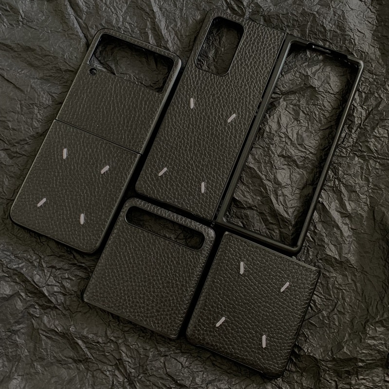 Maison Margiela Samsung Galaxy Z Flip 4 5 6 เคสโทรศัพท์มือถือเหมาะสําหรับ Z Fold5 Z Fold 6 แบรนด์น้ําพับรวมทุกอย่าง Z Flip5 Xiaozhong หนังคุณภาพสูง fold4