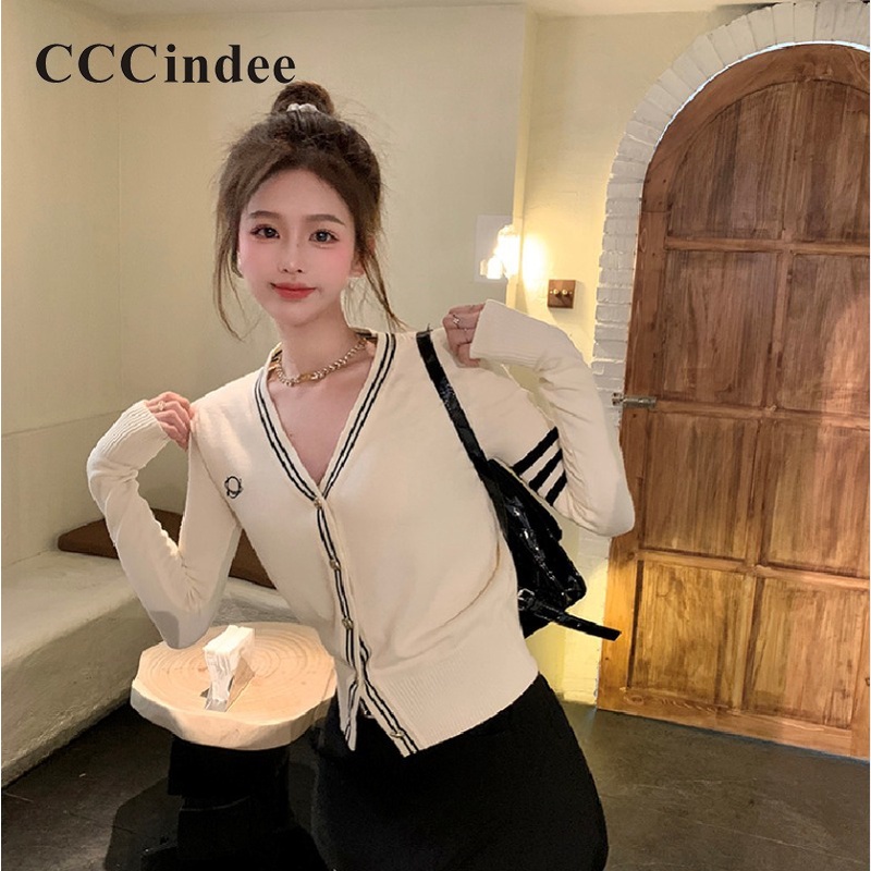 Cccindee ใหม่ เสื้อคาร์ดิแกนลําลอง แขนยาว คอวี ทรงหลวม แต่งกระดุม แฟชั่นสําหรับสตรี 2023