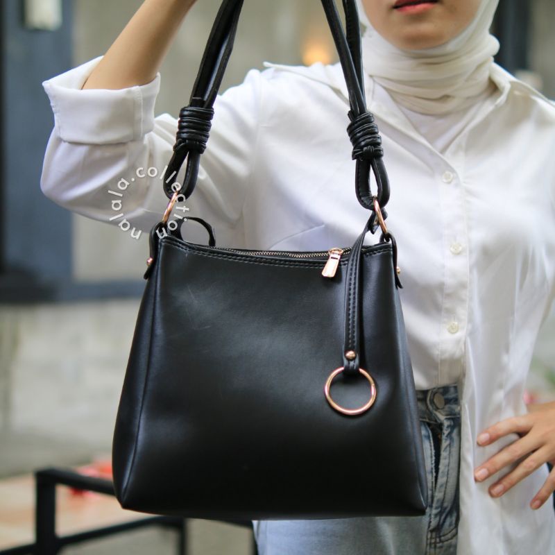 กระเป๋า Womens College Tote Bag รหัส Kesha