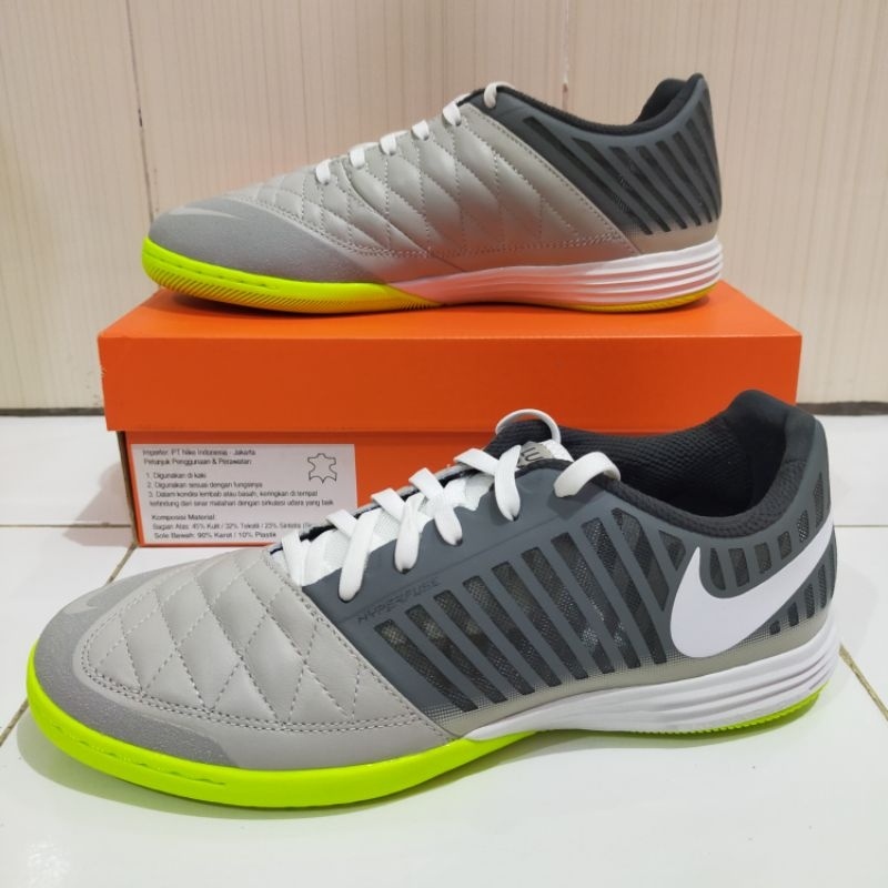 รองเท้าฟุตซอล Nike Lunar Gato II ดั้งเดิม 580456 010 สันทนาการ