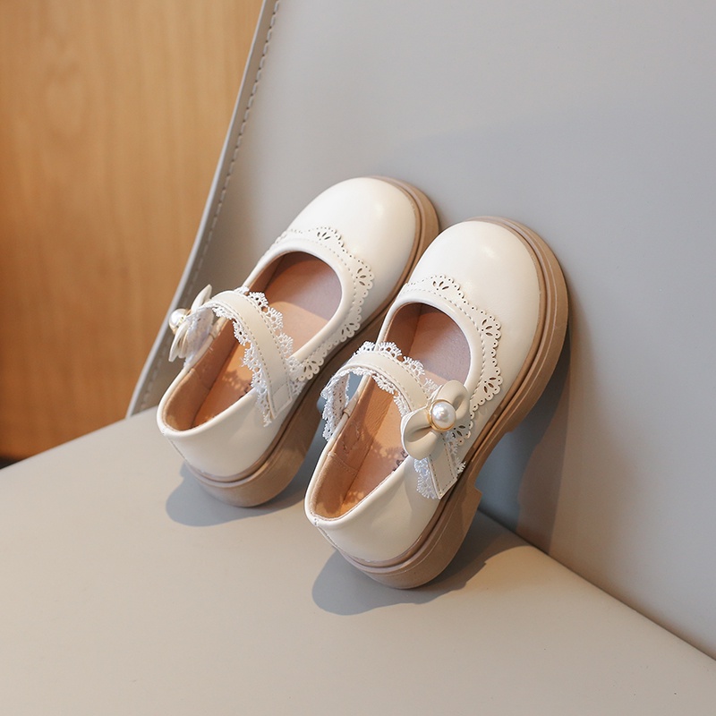รองเท้าหนัง พื้นนิ่ม ประดับโบว์ และไข่มุก กันลื่น สไตล์เจ้าหญิง สําหรับเด็กผู้หญิง อายุ 2-16 ปี