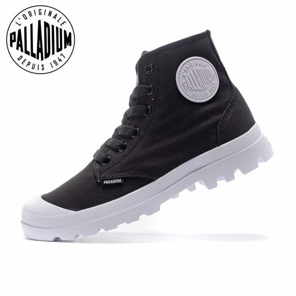 Palladium สไตล์ใหม่ผู้ชายผู้หญิง Martin Boots Casual อินเทรนด์รองเท้าผ้าใบคลาสสิกคุณภาพสูง (9 สี) (ขนาด 35-45)