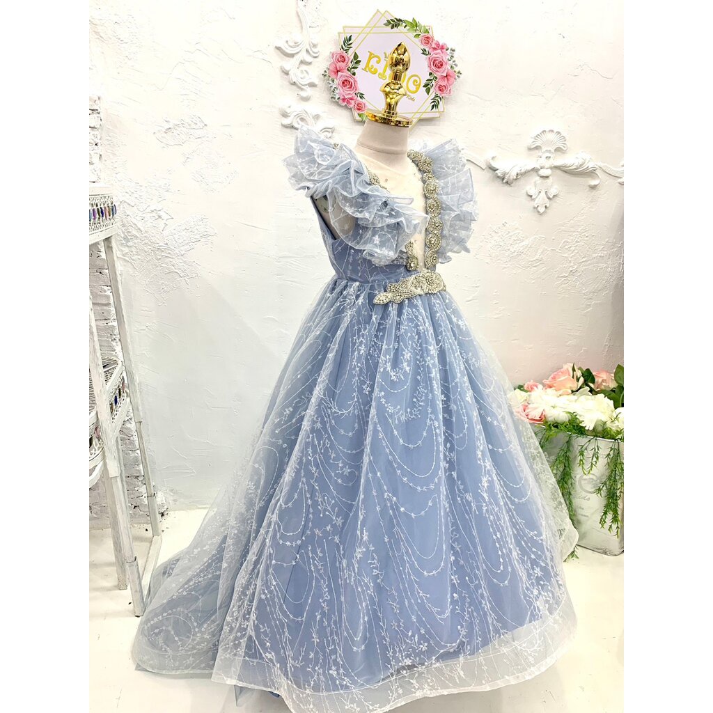 ชุดราตรีเด็ก(หน้าร้านอยู่รัชดา ลองได้ถ่ายรูปจากชุดจริง)W18750สีฟ้าประกายดุจเจ้าหญิง ทรงวีตรงหน้าอก ก