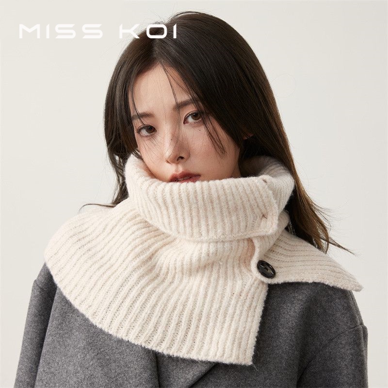 MISSKOI คอสูงปุ่มเอี๊ยมขนสัตว์ผู้หญิงฤดูหนาวสไตล์ใหม่ปกปลอมผ้าคลุมไหล่ All-Match คอป้องกันผ้าพันคออุ่น