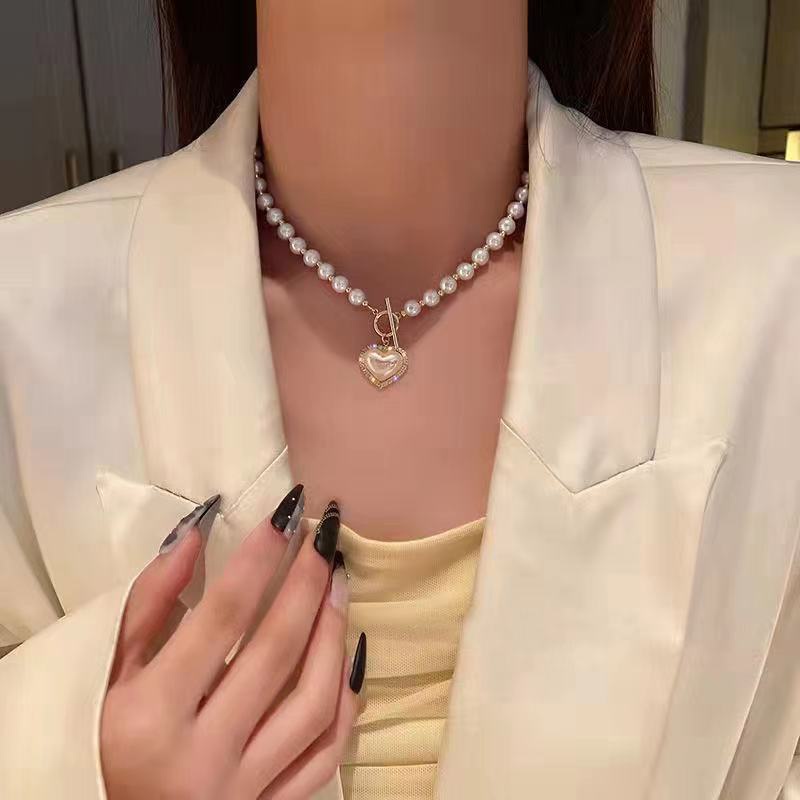 สร้อยคอโซ่ จี้รูปหัวใจ ประดับไข่มุกเทียม สไตล์ใหม่ 2023