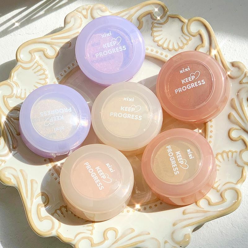 อายแชโดว์เนื้อครีมสีเดียว เนื้อครีมมันฝรั่ง ประกายมุก แวววาว บางเบา ให้ความกระจ่างใส มี 6 สีให้เลือก