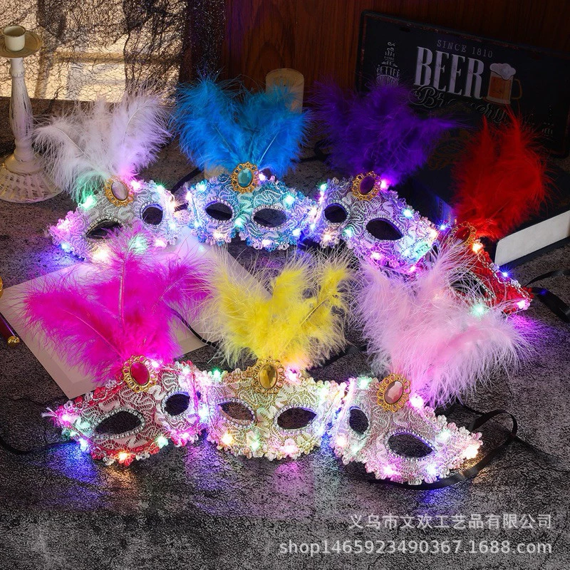 หน้ากากเพรชขนนกมีไฟ LED