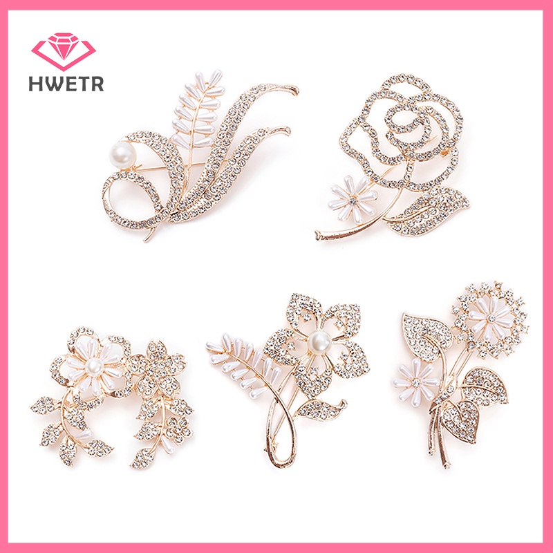 Hwetr เข็มกลัดช่อดอกไม้ โลหะผสม ประดับมุก พลอยเทียม สไตล์วินเทจ เครื่องประดับ สําหรับผู้หญิง งานแต่งงาน