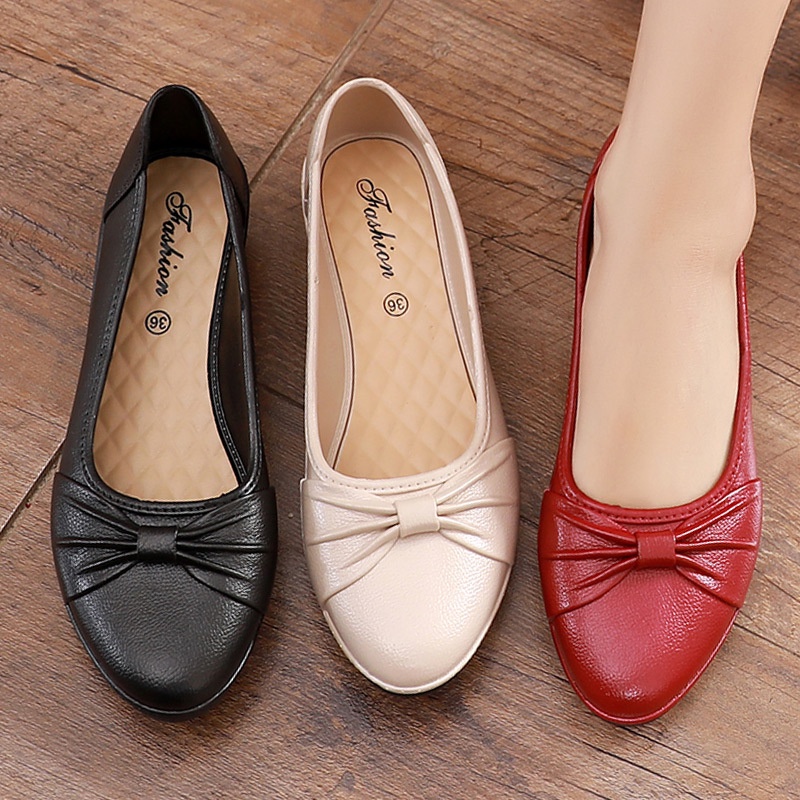 DOU-JIN ใหม่ รองเท้าลําลอง สวมหุ้มข้อ พื้นแบน ปากตื้น กันลื่น สีพื้น สวมใส่สบาย เหมาะกับใส่ทํางาน แฟชั่นสําหรับสตรี