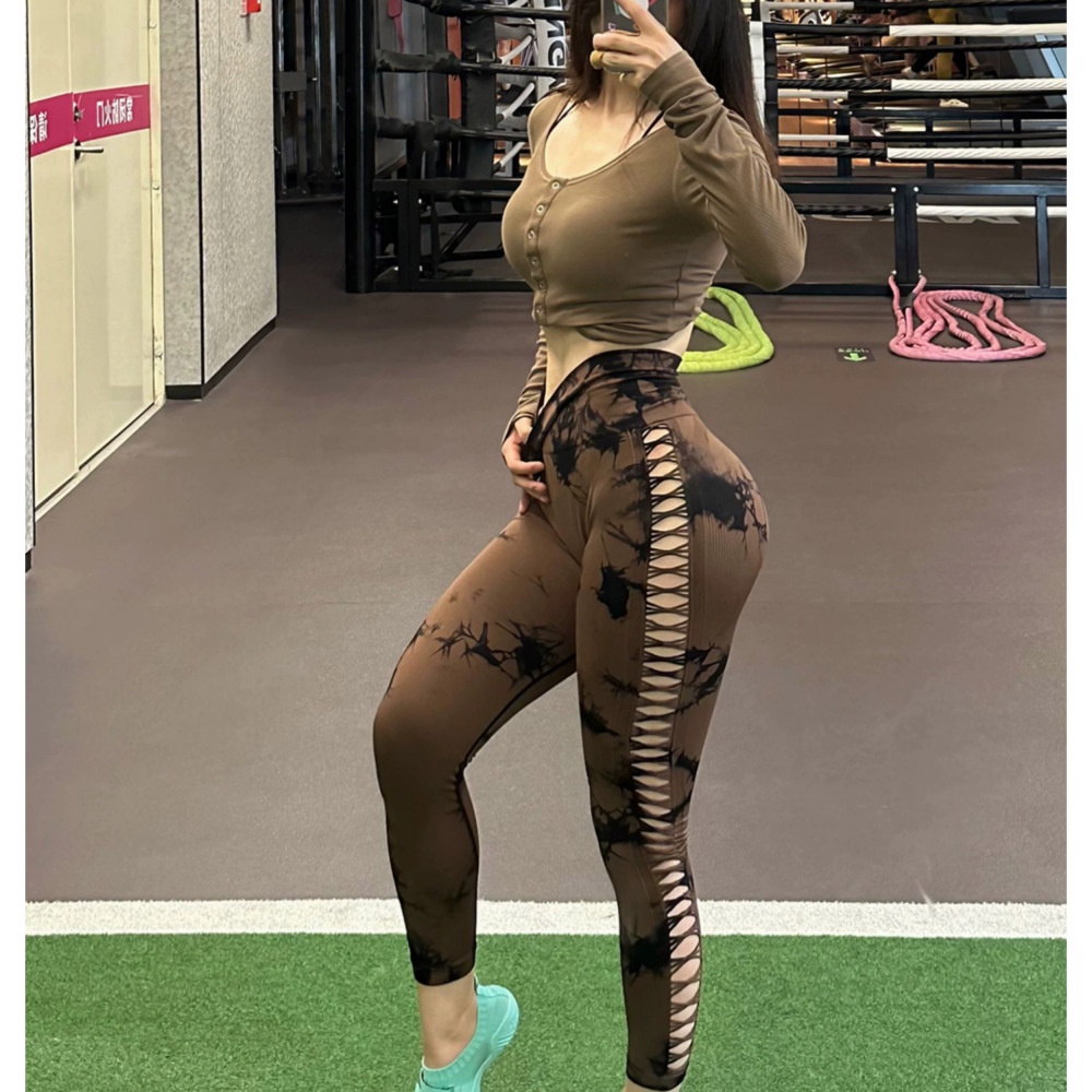 เลกกิ้งยกก้น เอวสูง รัดหน้าท้อง ไม่โปร่งแสง • กางเกงโยคะมีเดรส ตูดกระจับ สไตล์เกาหลี