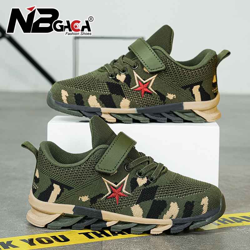 รองเท้าผ้าใบลําลอง กันลื่น ลายพราง สีเขียวทหาร เหมาะกับการเล่นกีฬากลางแจ้ง สําหรับเด็กผู้ชาย อายุ 5-15 ปี